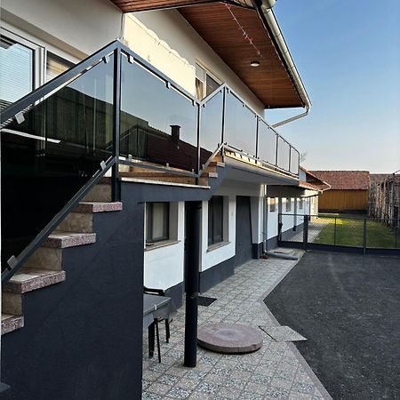 Apartman Kuca 150 Mala Subotica Exterior foto