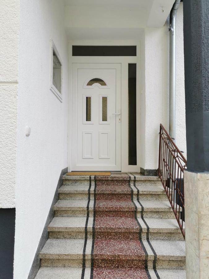 Apartman Kuca 150 Mala Subotica Exterior foto